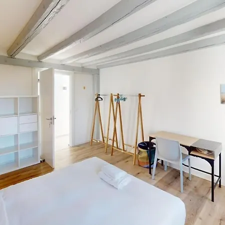 Lägenhet Bright & Modern 1-bed Apt- Next To Public Transport Rn18-2