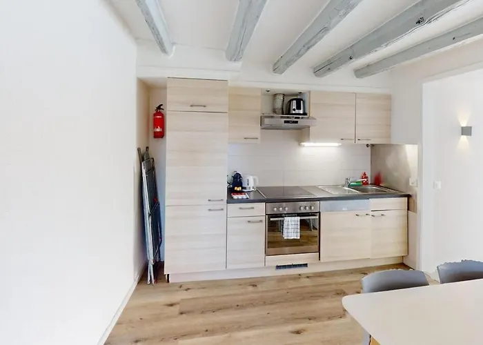 Bright & Modern 1-bed Apt- Next To Public Transport Rn18-2 Lägenhet