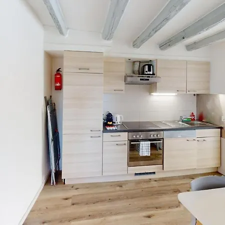 Bright & Modern 1-bed Apt- Next To Public Transport Rn18-2 公寓